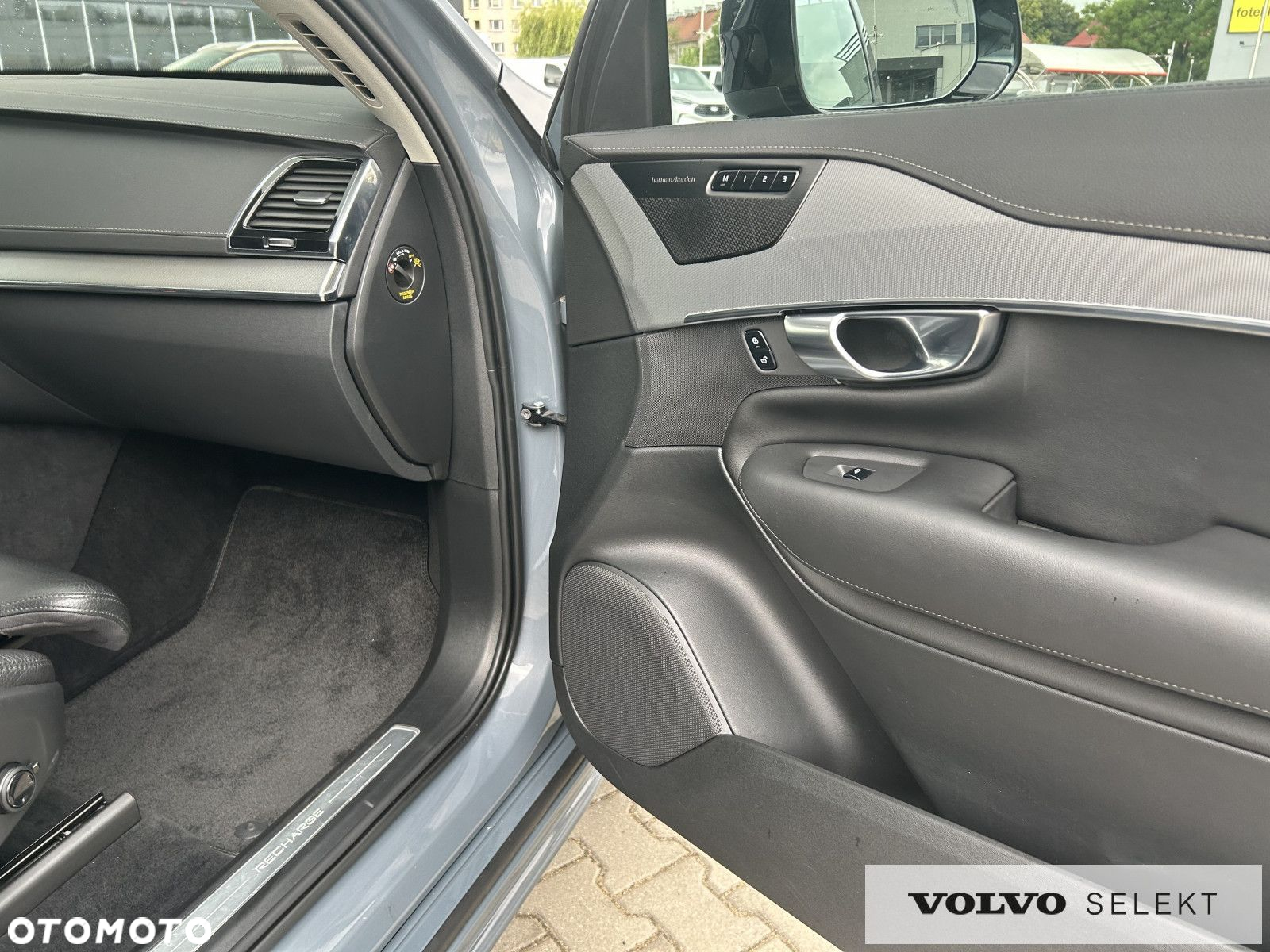 Volvo XC 90 - 22
