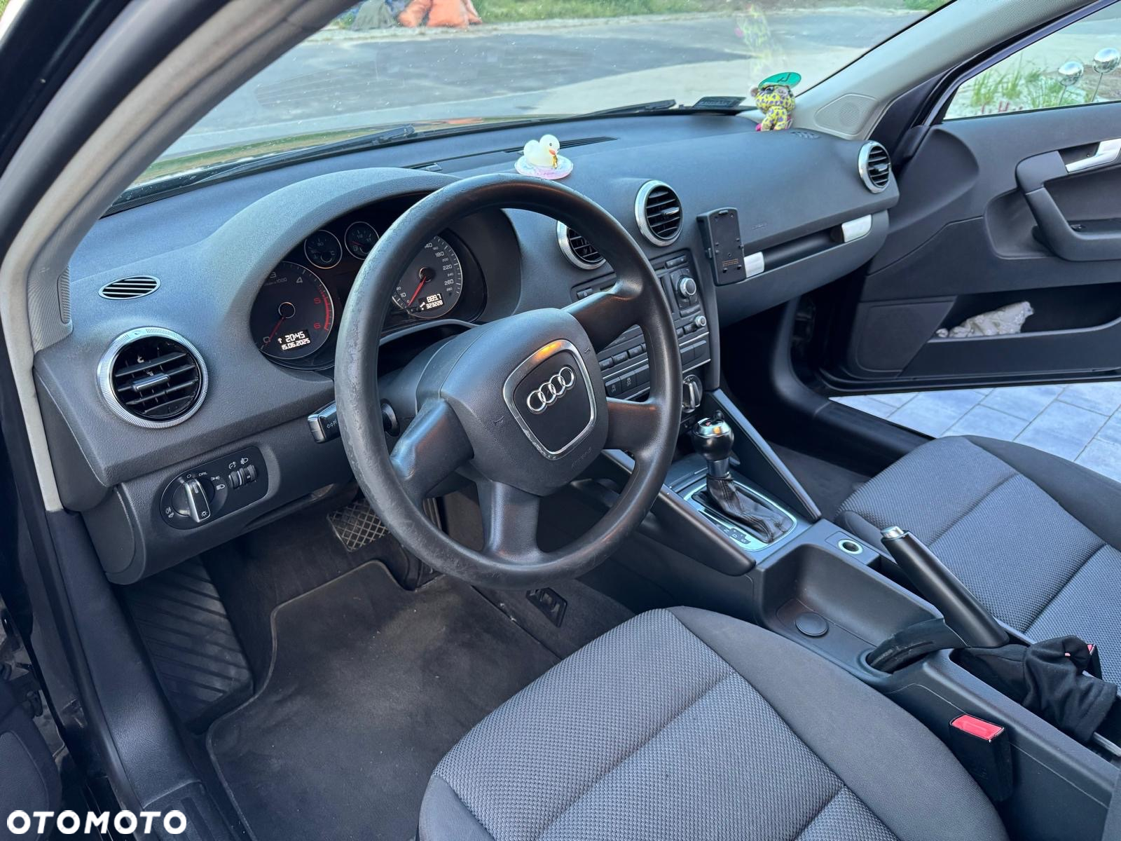 Audi A3 1.6 TDI Sportback DPF S tronic Ambition - 9