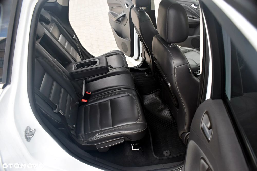 Ford Kuga 1.5 EcoBoost 4x4 Titanium - 32