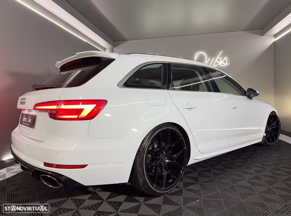 Audi A4 Avant 2.0 TDI DPF clean quattro S tronic S line Sport Pack - 12