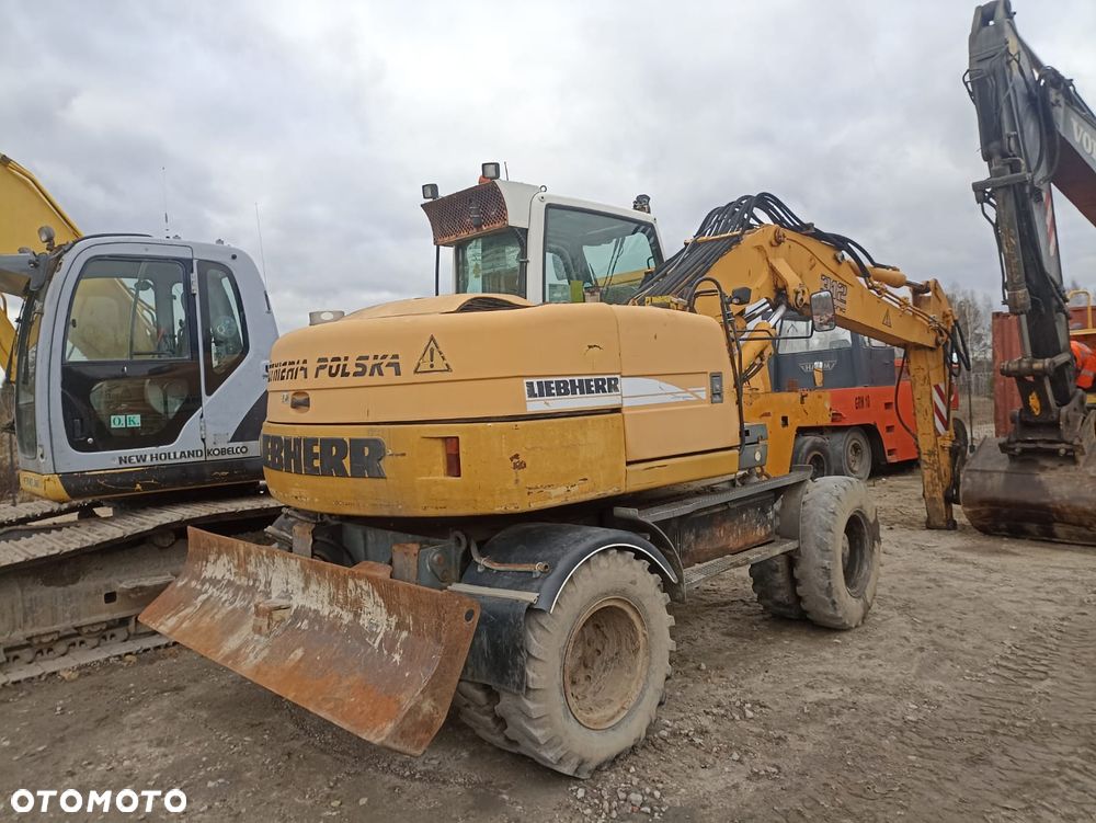 Liebherr A312 Litronic - 1