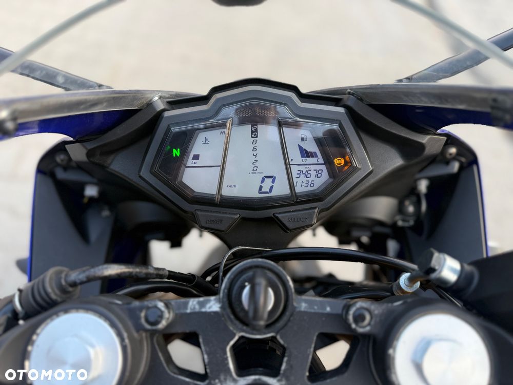 Yamaha YZF - 26