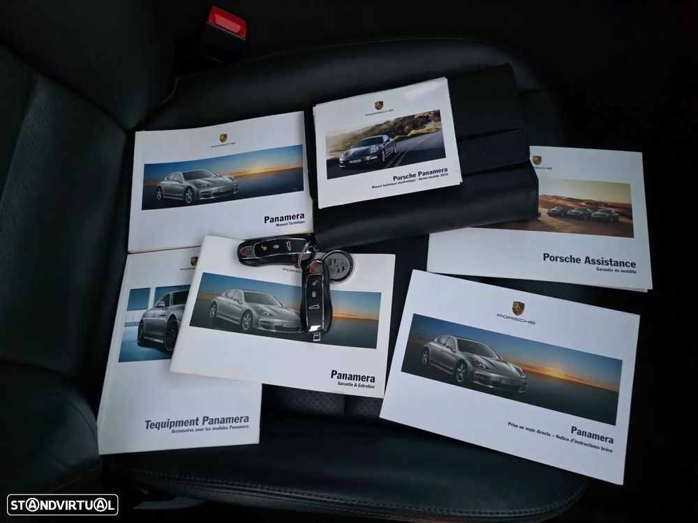 Porsche Panamera 4S PDK - 30
