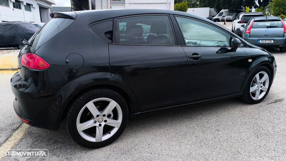 SEAT Leon 1.6 TDI Sport - 24