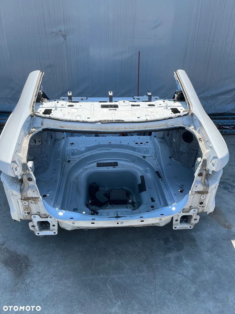 JAGUAR XF SEDAN  WANNA PAS TYŁ TYLNY 2018R - 1