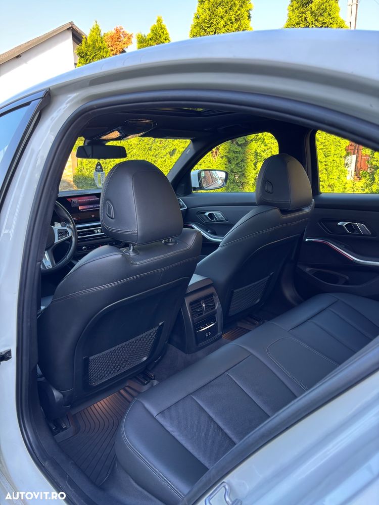 BMW Seria 3 330e xDrive Aut. Luxury Line - 9
