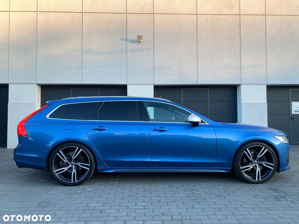 Volvo V90 D5 SCR AWD R-Design - 4