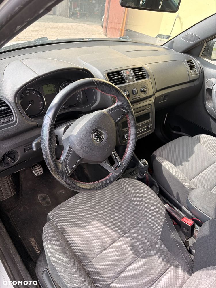 Skoda Fabia 1.2 TSI Monte Carlo - 11