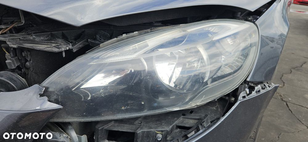 VOLVO V40 II 12 - 16 2.0 D5204T6 - HAK HOLOWNICZY BELKA KULA - 9