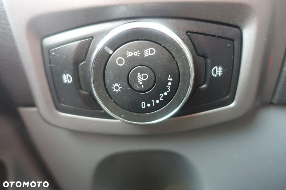 Ford Transit Custom - 41