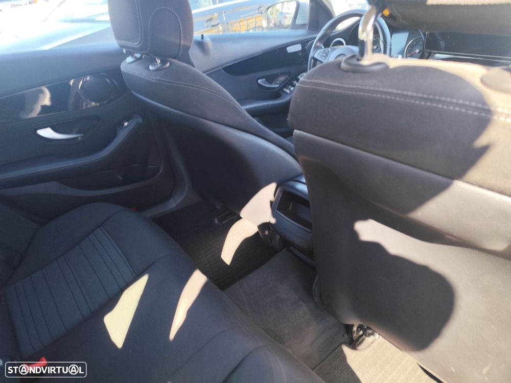 Mercedes-Benz C 300 h Avantgarde - 26