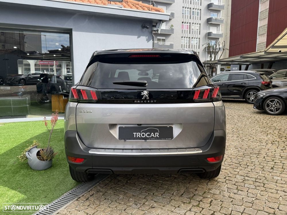 Peugeot 5008 1.2 PureTech Allure Pack EAT8 - 22