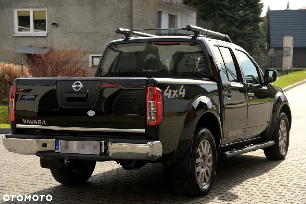 Nissan Navara 3.0 D V6 Platinum Long EU5 - 9