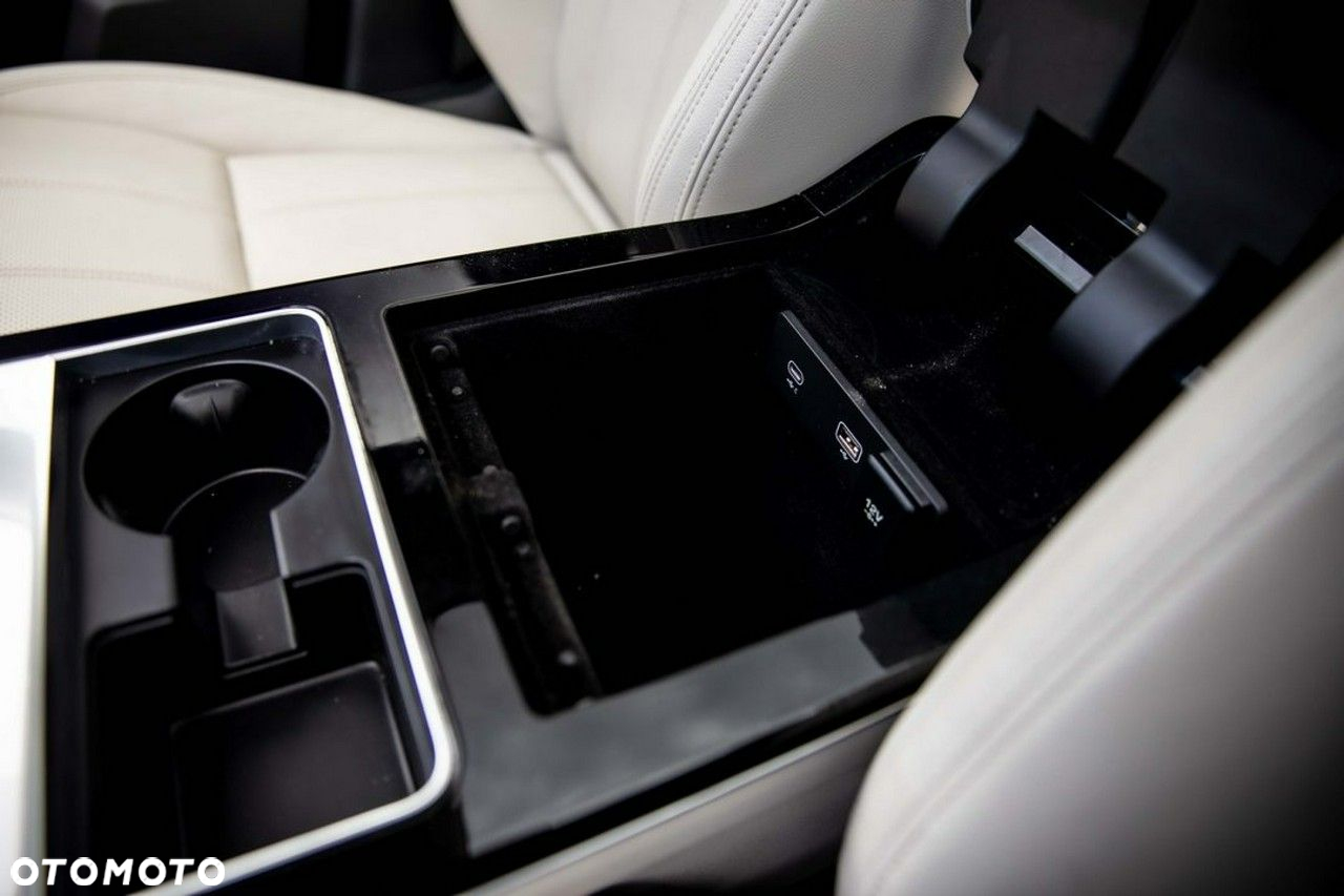 Land Rover Range Rover Velar - 25