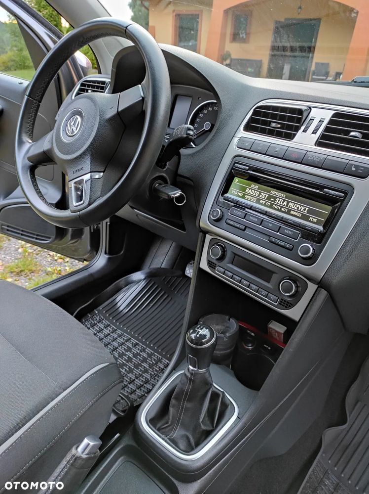 Volkswagen Polo - 27
