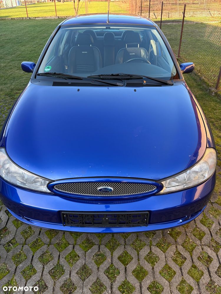 Ford Mondeo - 4
