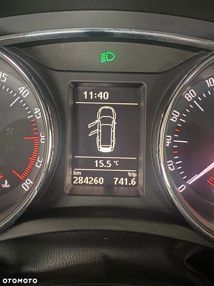 Skoda Superb 2.0 TDI Comfort - 13