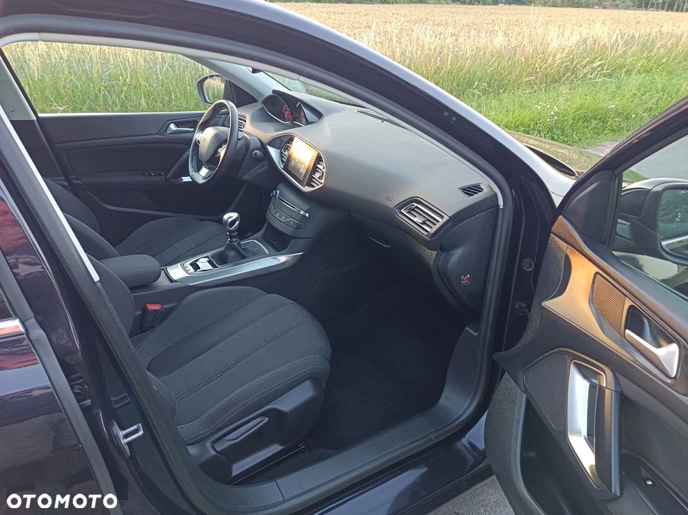 Peugeot 308 PureTech 130 GPF Stop & Start Tech Edition - 10