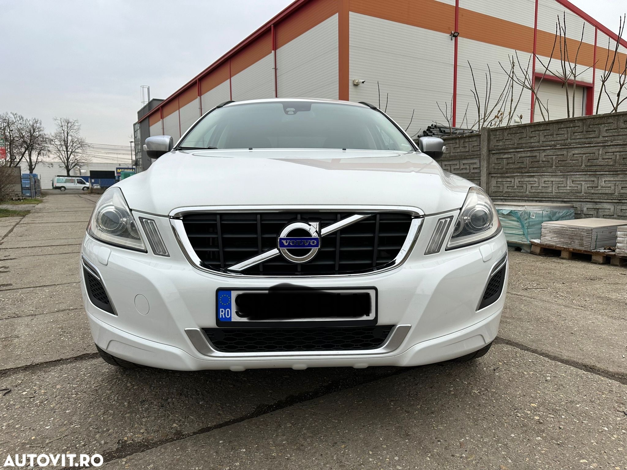Volvo XC 60 D3 AWD Kinetic - 4