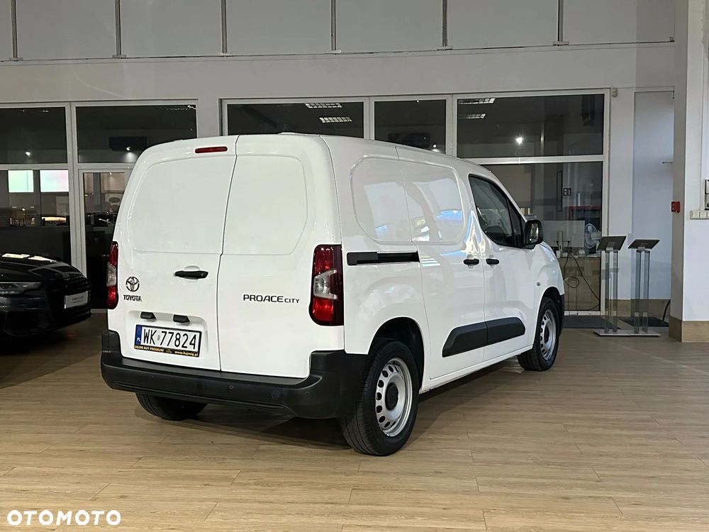 Toyota Proace City - 8