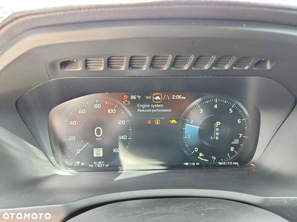 Volvo XC 90 T6 AWD R-Design - 9