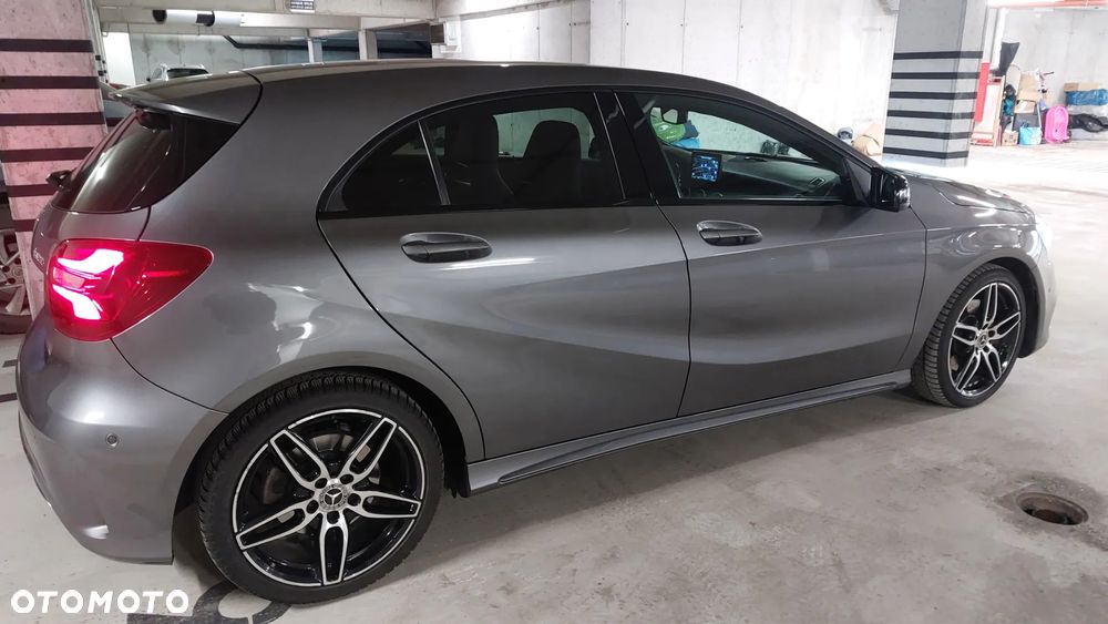 Mercedes-Benz Klasa A 220 4-Matic AMG Line - 6