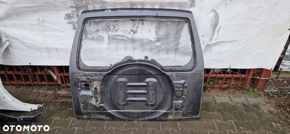 Klapa Tył Pokrywa Bagażnika Mitsubishi Pajero IV 2015-2021r - 1