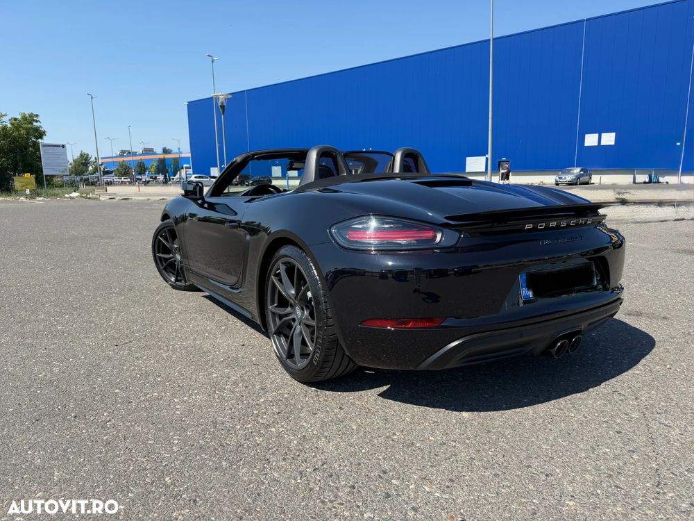 Porsche Boxster T PDK - 11