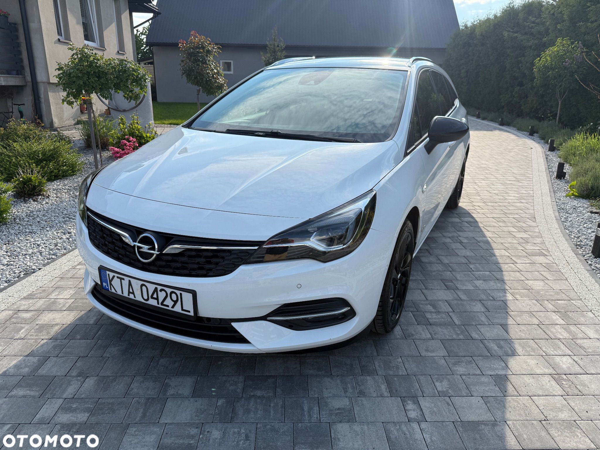 Opel Astra 1.5 D Start/Stop Automatik Design&Tech - 1