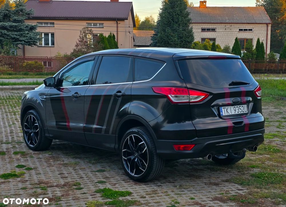 Ford Kuga 2.0 TDCi 4x4 Titanium - 6