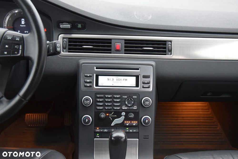 Volvo V70 2.5T Summum - 36
