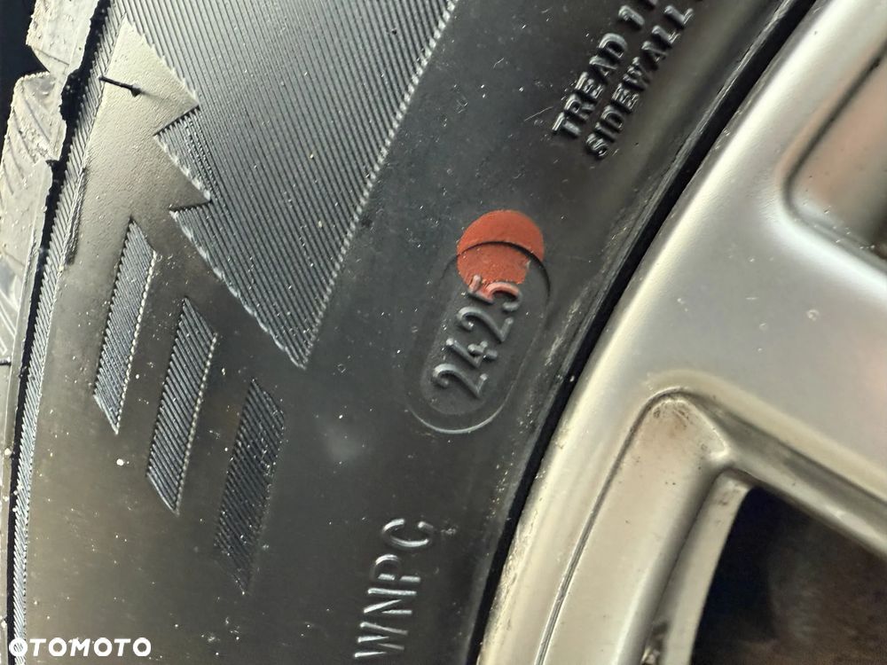 BMW Seria 2 218d Sport Line - 24