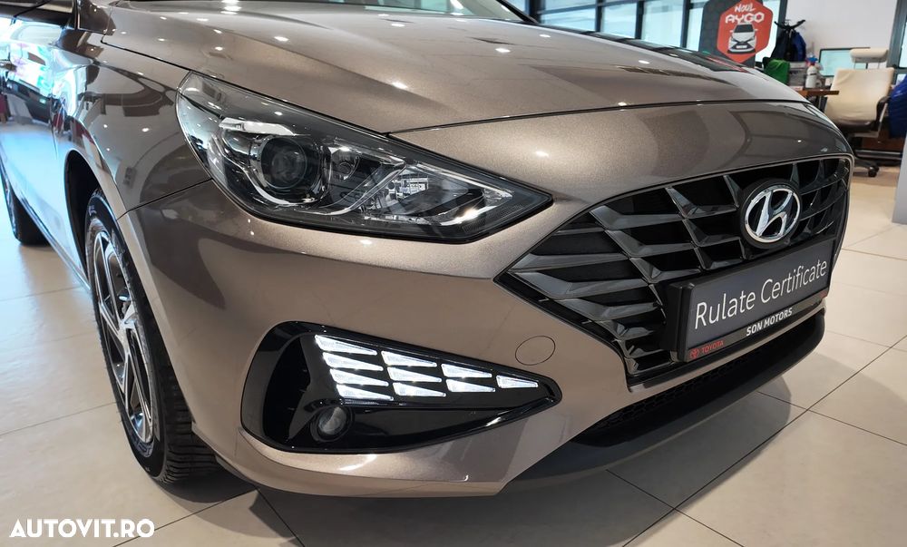 Hyundai i30 1.5 110CP M/T Highway - 10