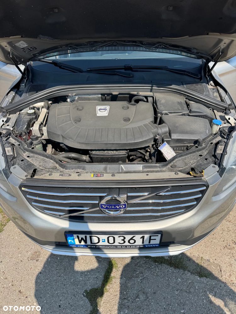 Volvo XC 60 D5 AWD Momentum - 15