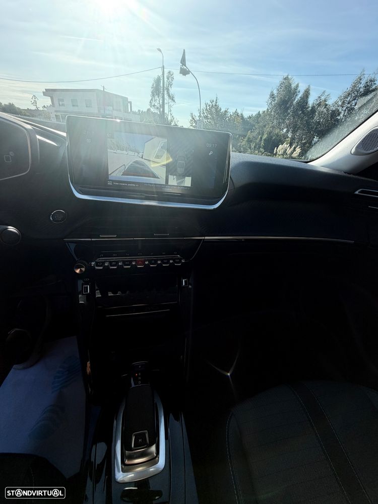 Peugeot 2008 PureTech 130 EAT8 Allure Pack - 36