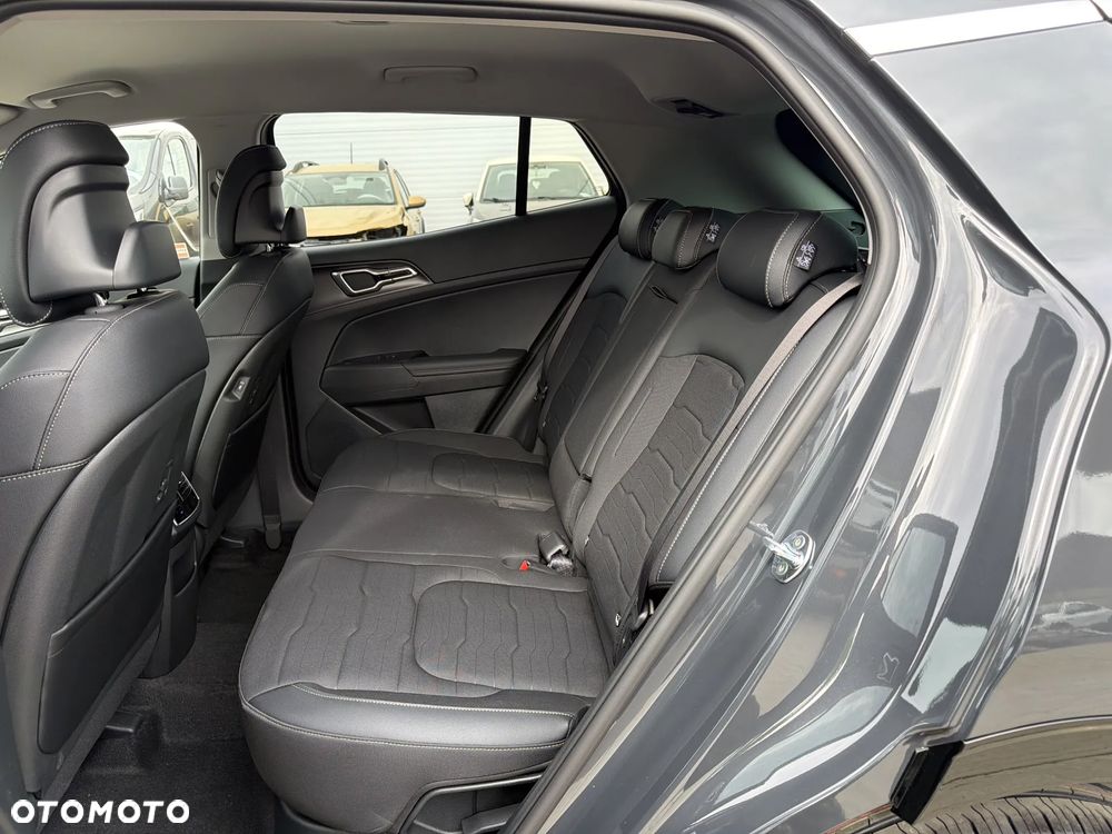 Kia Sportage 1.6 T-GDI HEV Anniversary 2WD - 16