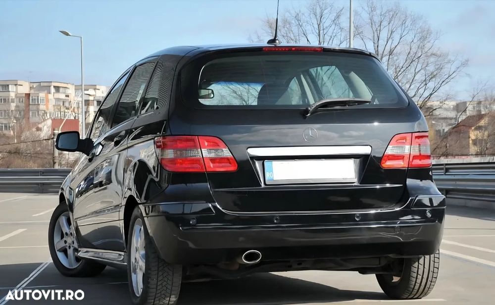 Mercedes-Benz B - 3