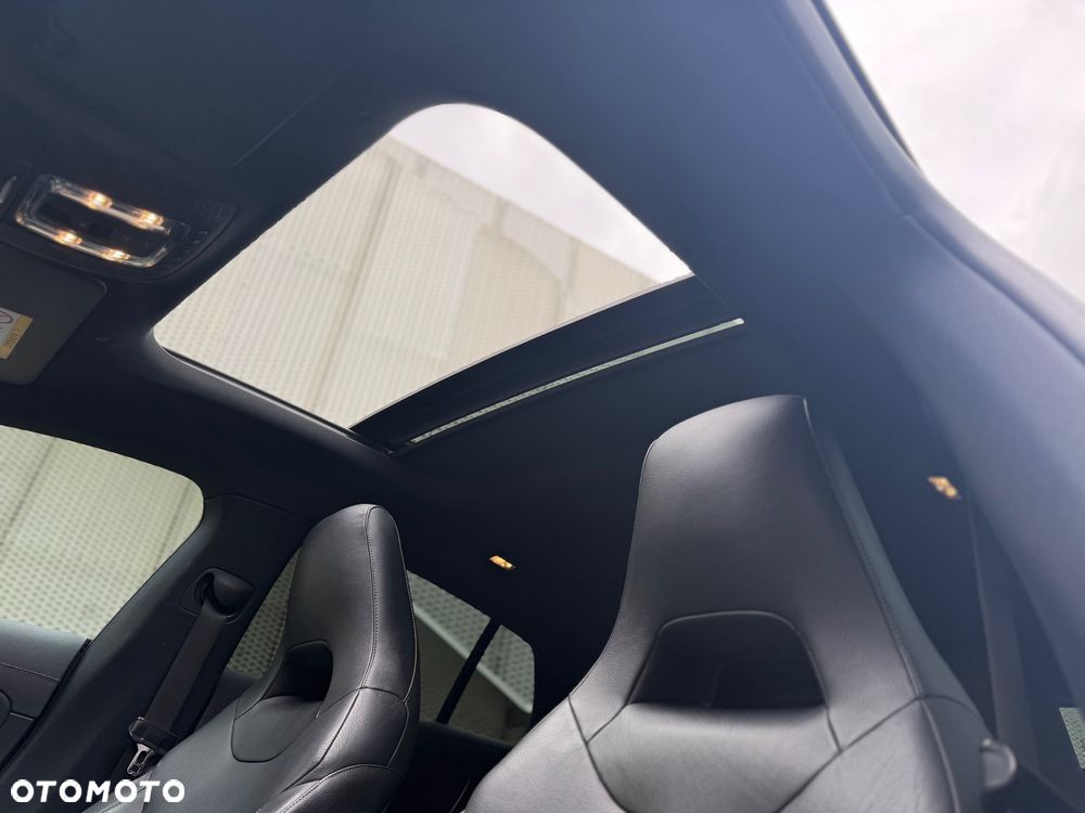 Mercedes-Benz CLA 200 AMG Line 7G-DCT - 17