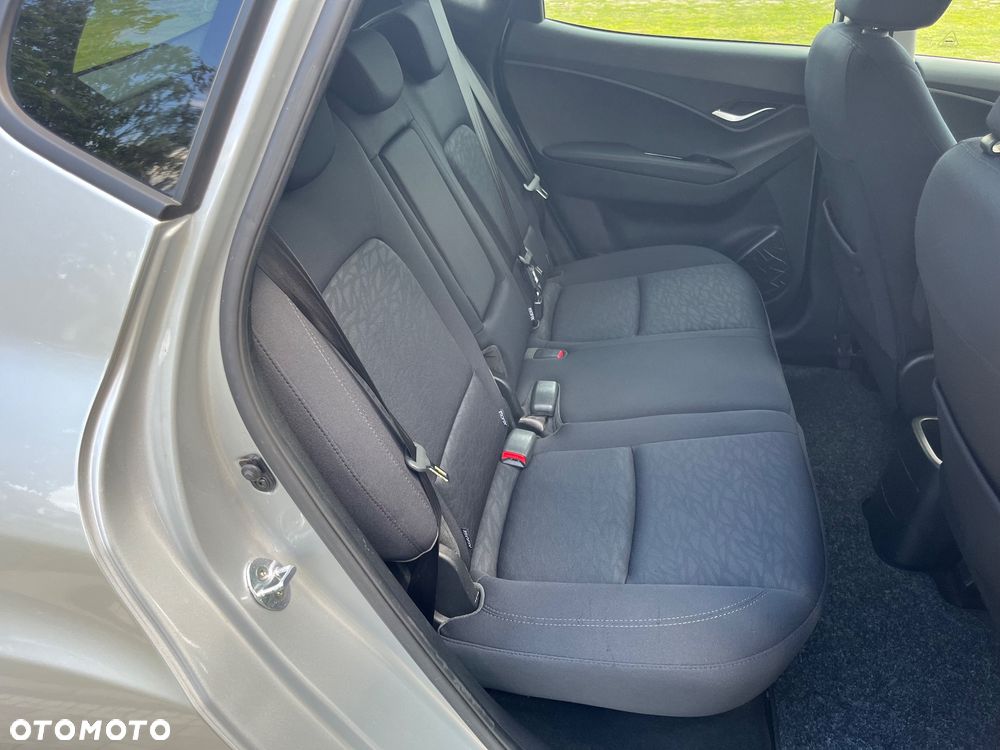 Hyundai ix20 1.6 Premium - 14
