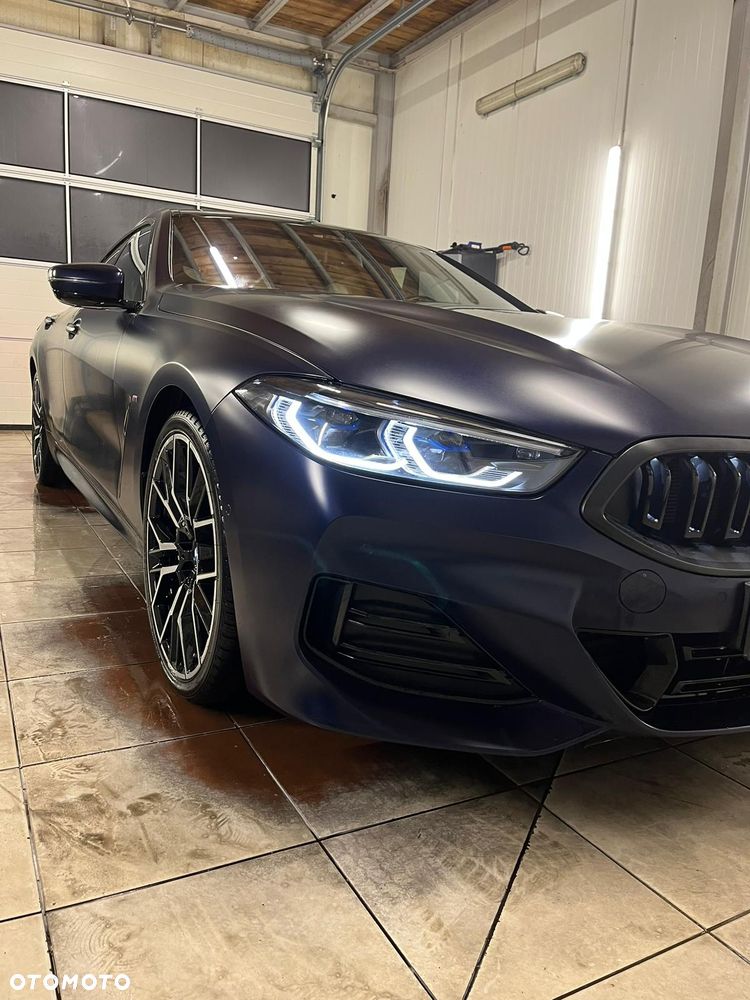BMW Seria 8 - 1
