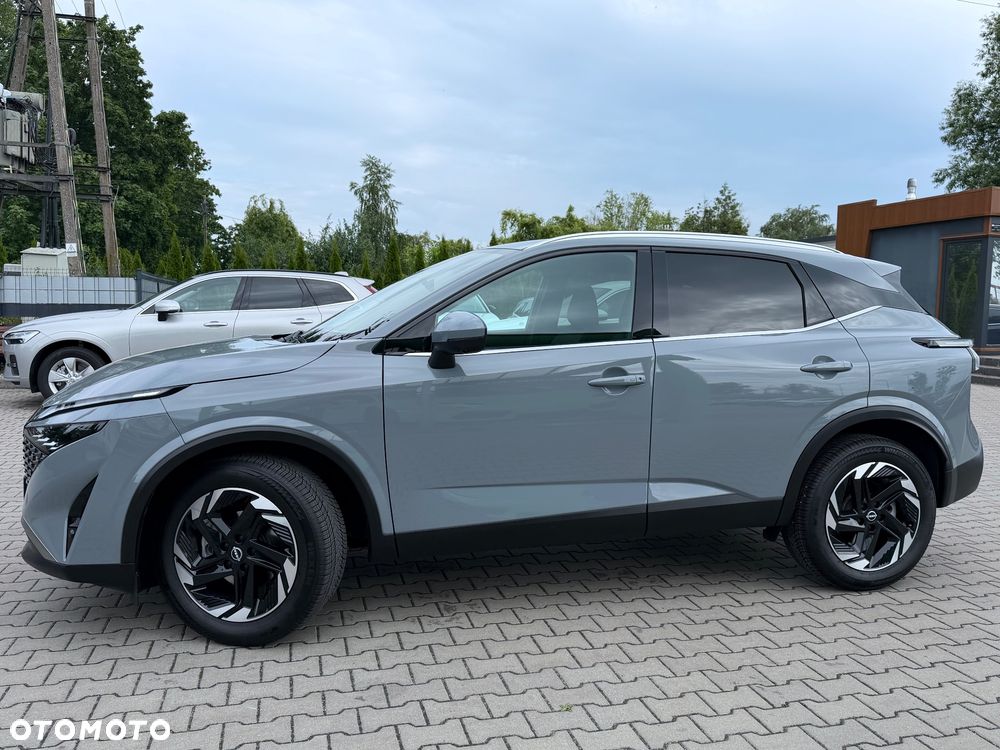 Nissan Qashqai 1.3 DIG-T N-Connecta DCT - 4