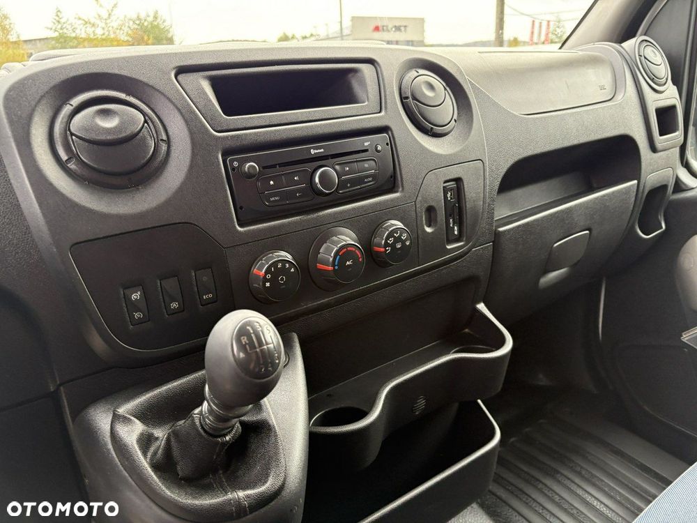 Renault Master - 11