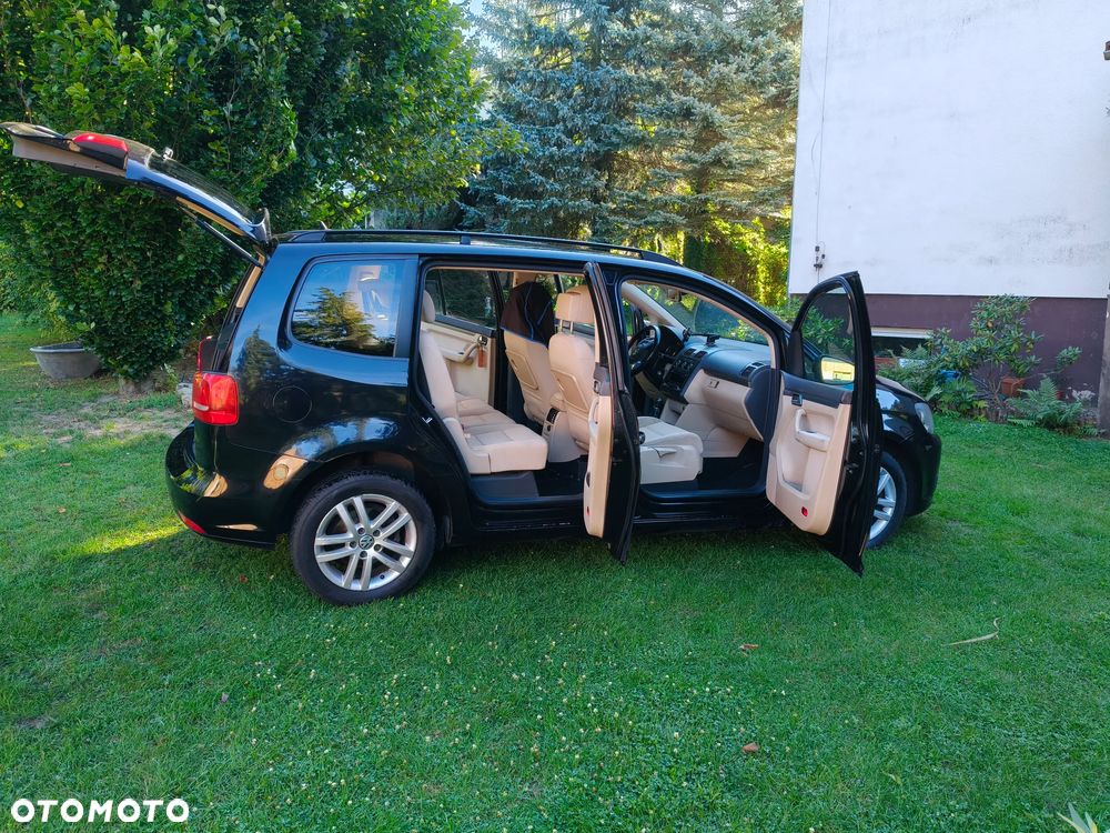 Volkswagen Touran 2.0 TDI DPF Comfortline - 3