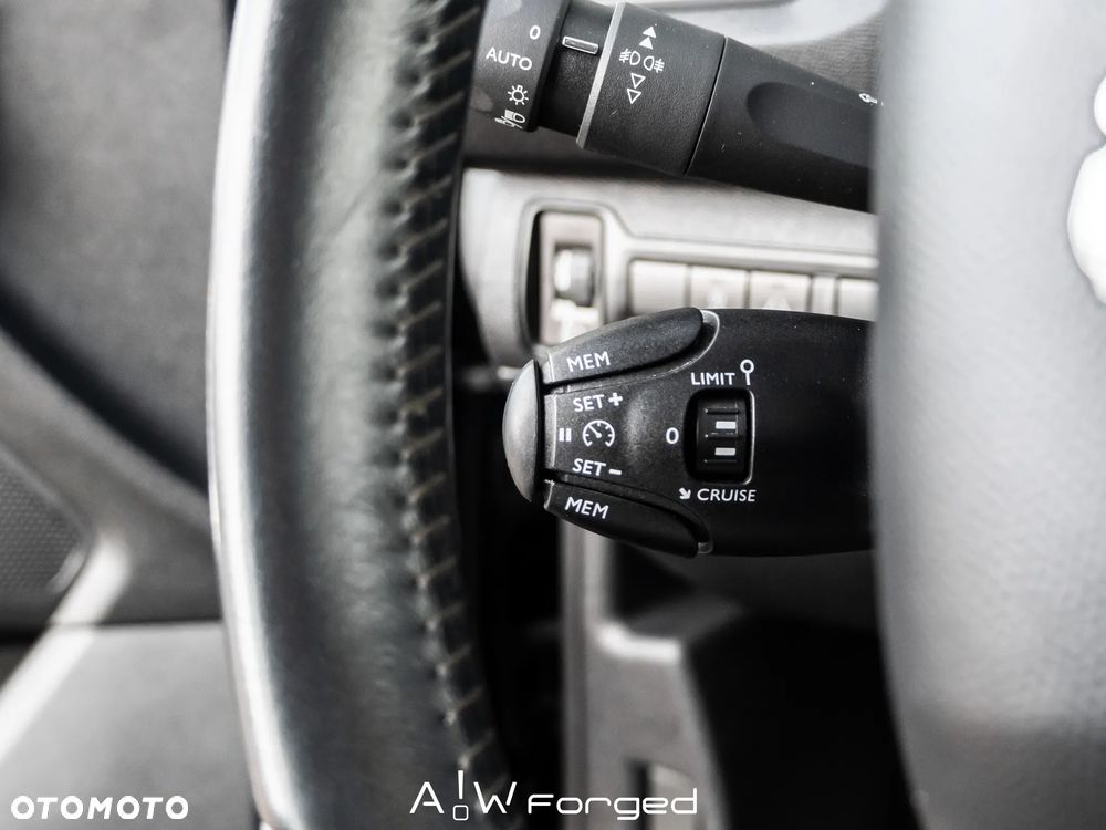 Peugeot 308 1.5 BlueHDi Active Pack Business S&S - 18