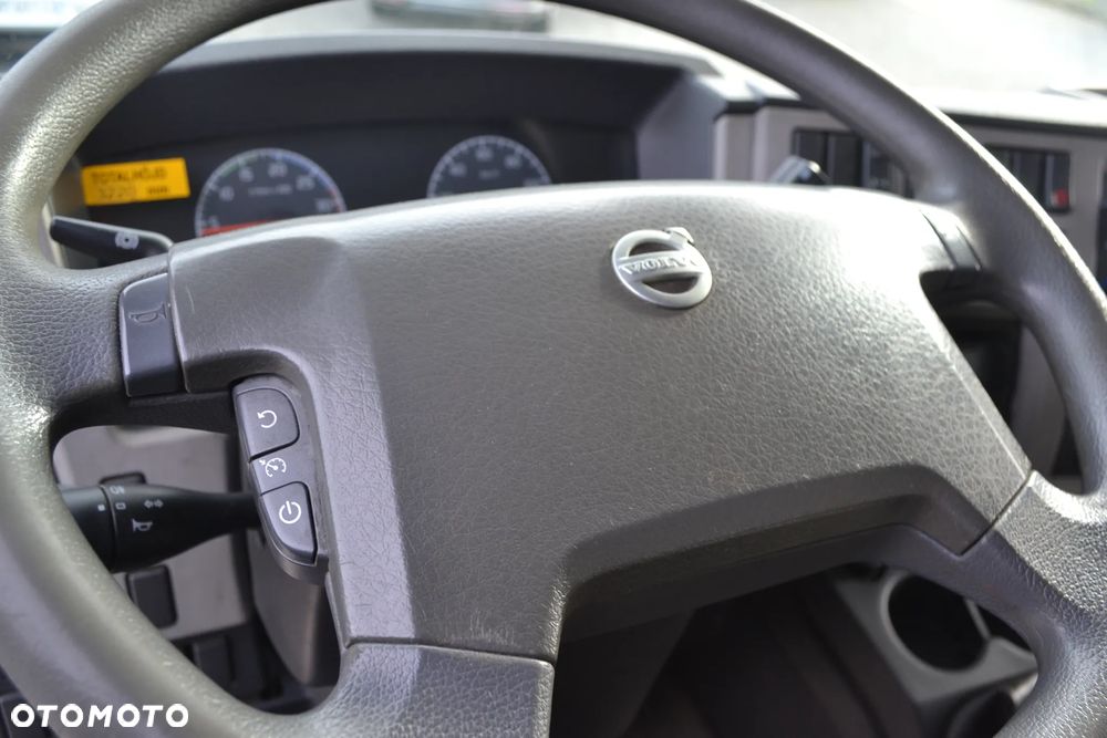 Volvo FL240 Winda !Grzany Kontener Izoterma FL12 FL - 2