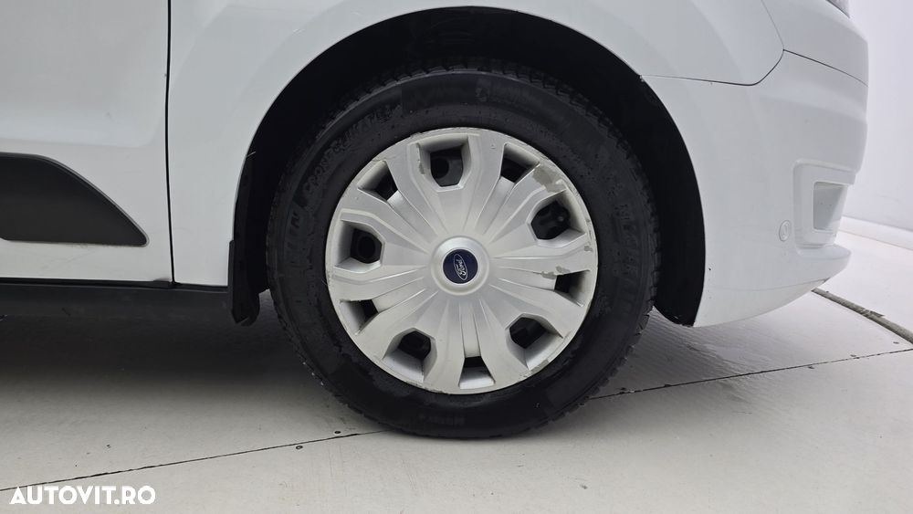 Ford Transit Connect - 23
