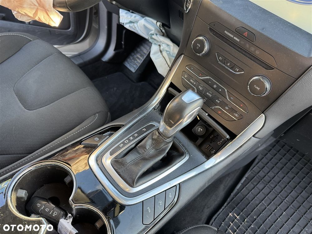 Ford S-Max 2.0 TDCi Titanium PowerShift - 13