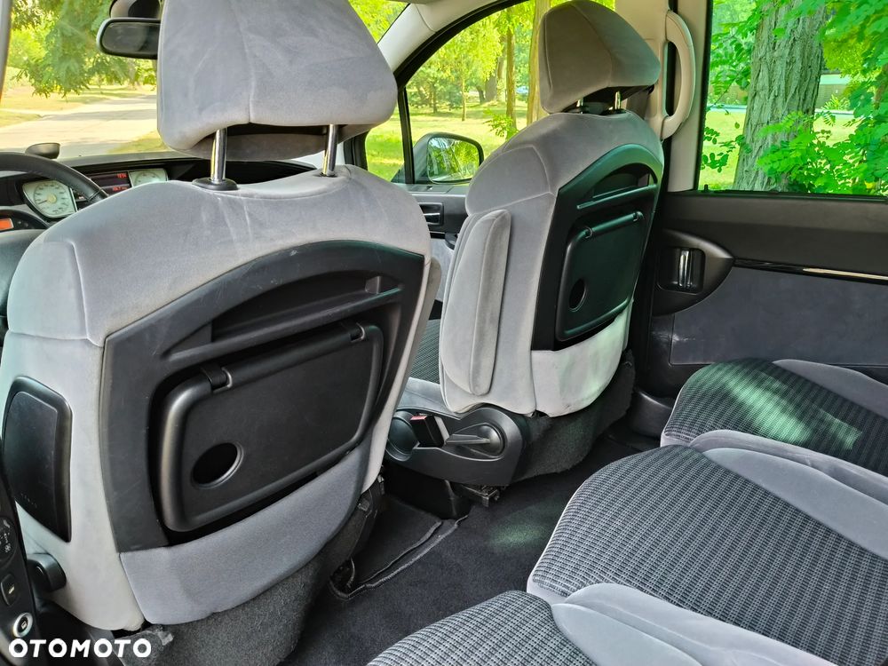 Citroën C8 HDi 165 Exclusive - 11