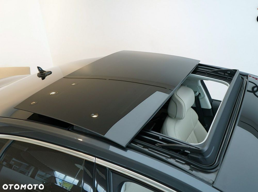 Audi A8 - 12