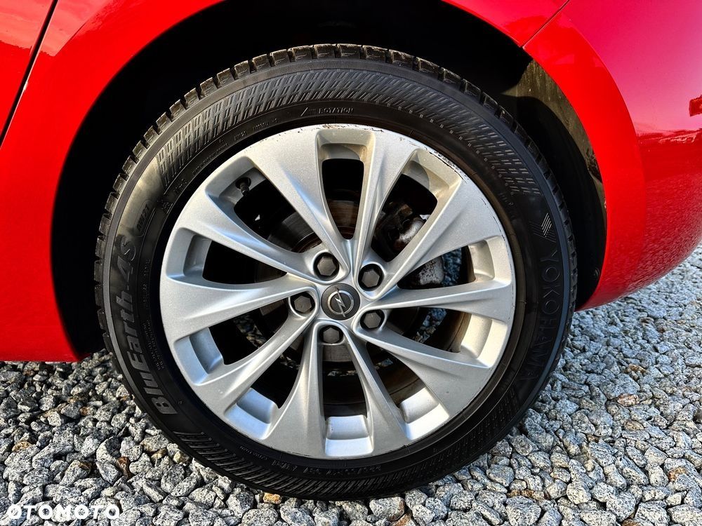 Opel Astra 1.4 Turbo Edition - 19